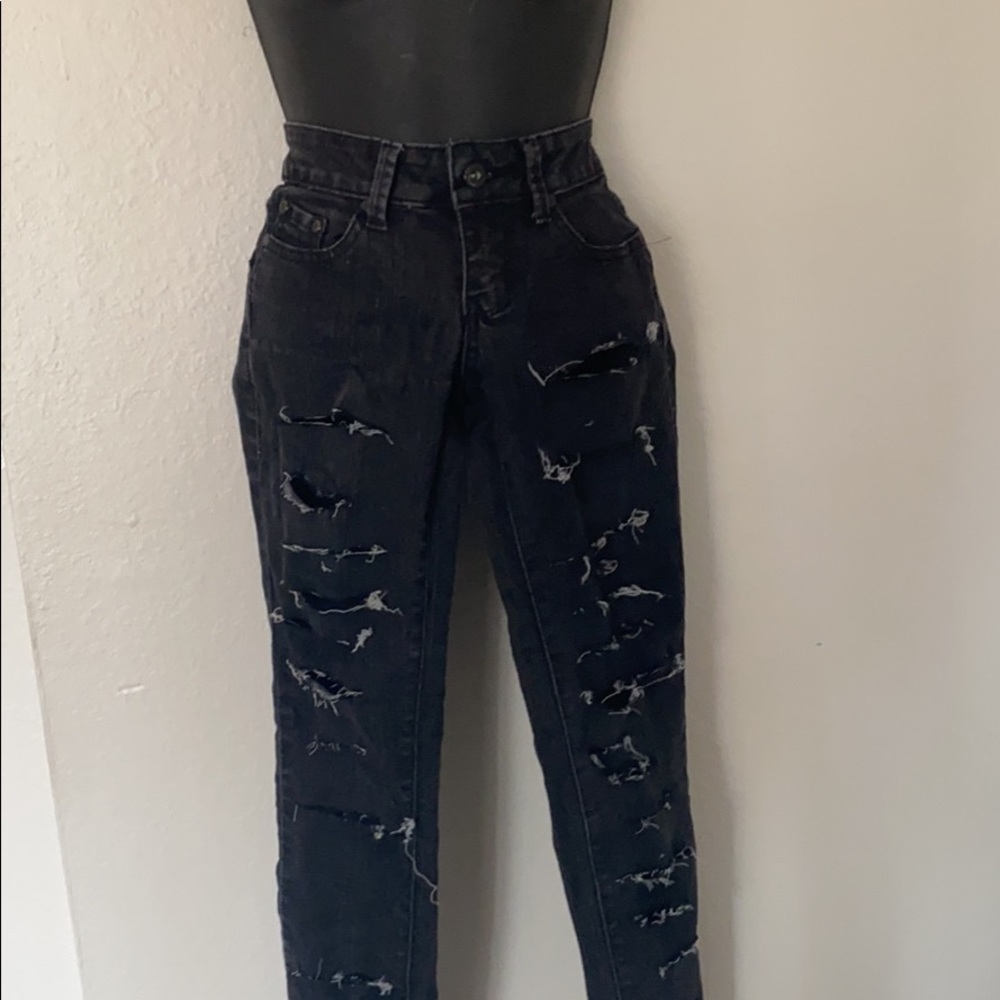Black Skinny’s